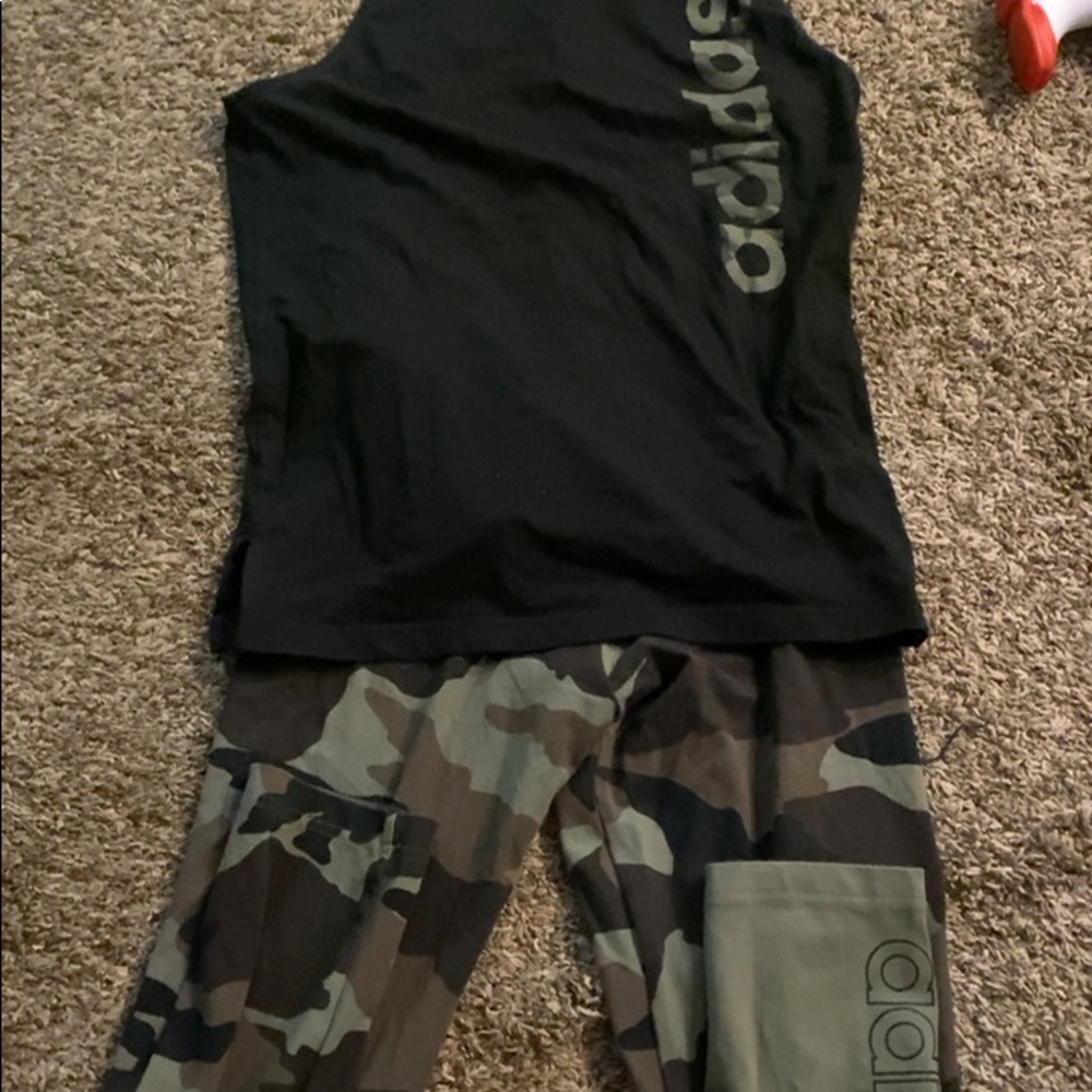 Camouflage Adidas jogger tank set